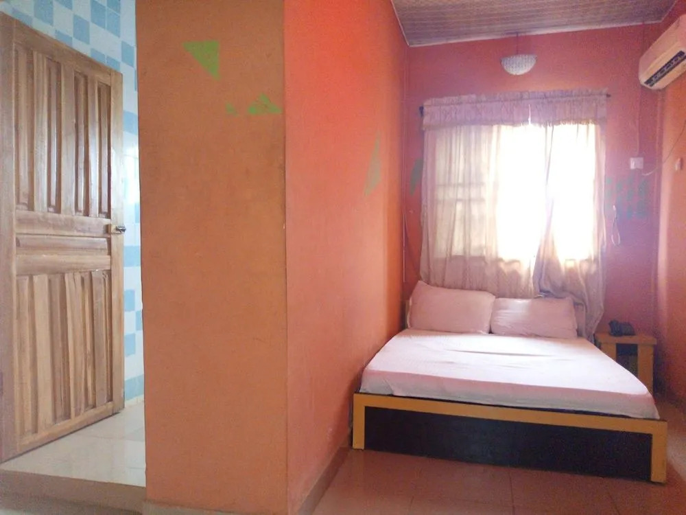 Odey City Hotel