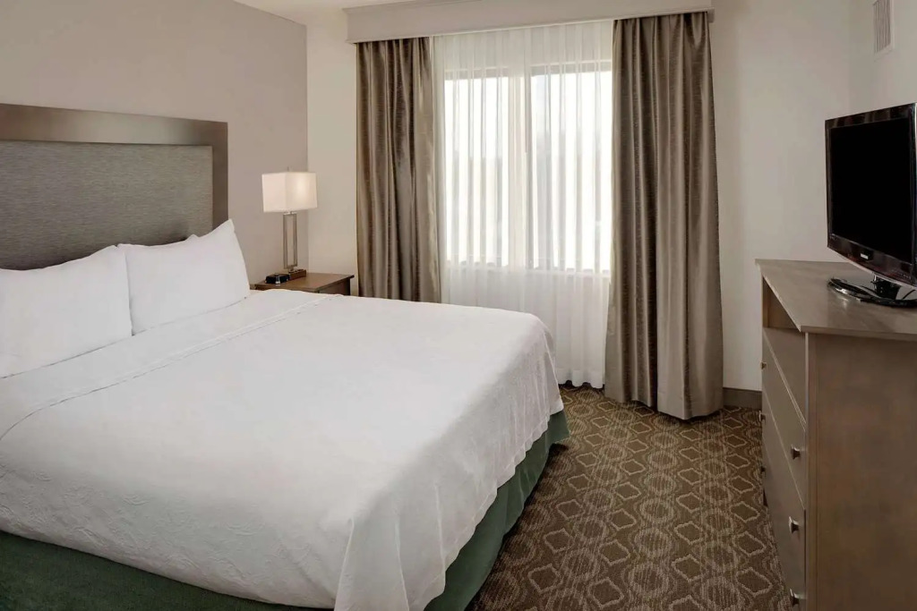 Homewood Suites by Hilton Minneapolis-Mall Of America