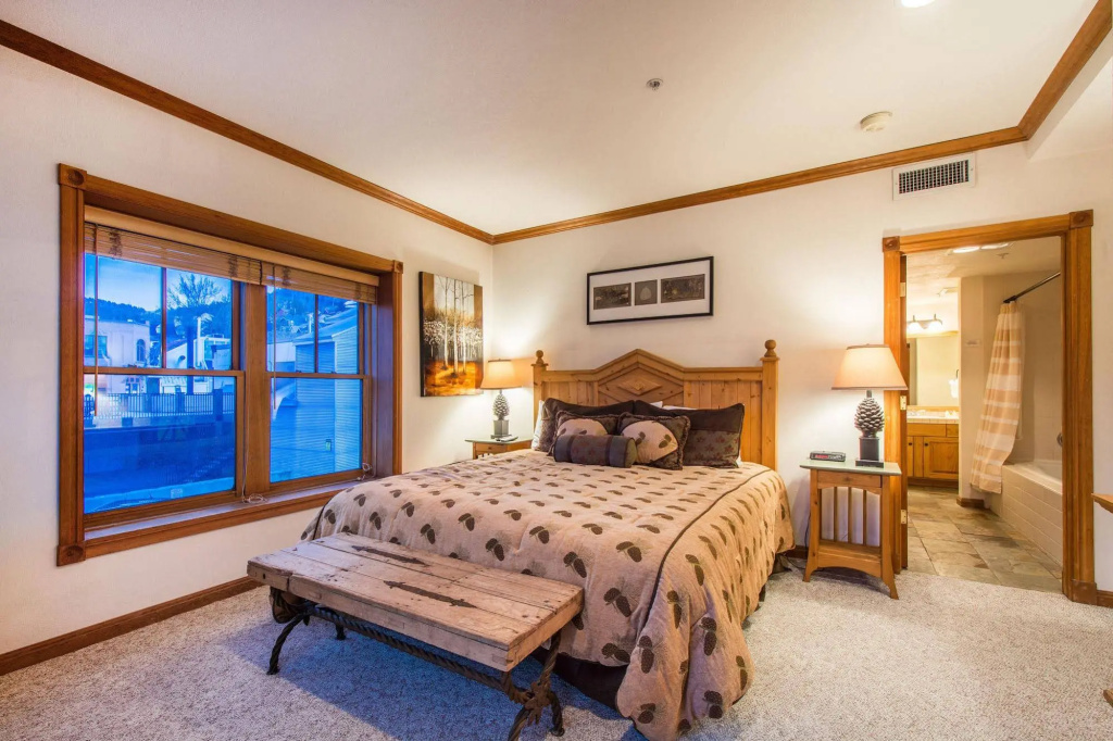 Town Lift By Wyndham Vacation Rentals