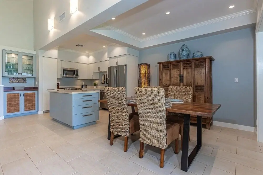 KBM Resorts FREE CAR Maalaea Surf 1-Bedroom Condo with Prime Location and Turtle views MSR-F2