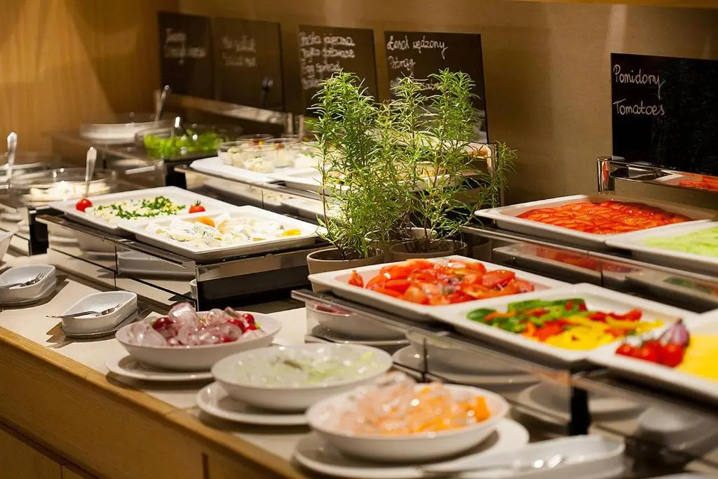 Ilonn Hotel