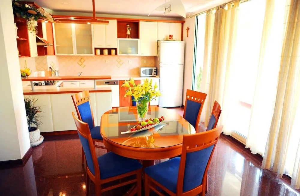 Family Apartment Teo