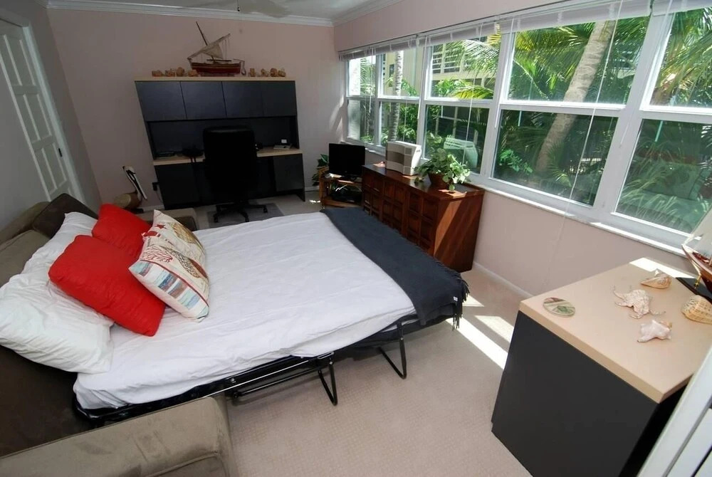 Beachcomber A101 - Gulf Views & Direct Beach Access! 3 Bedroom Condo