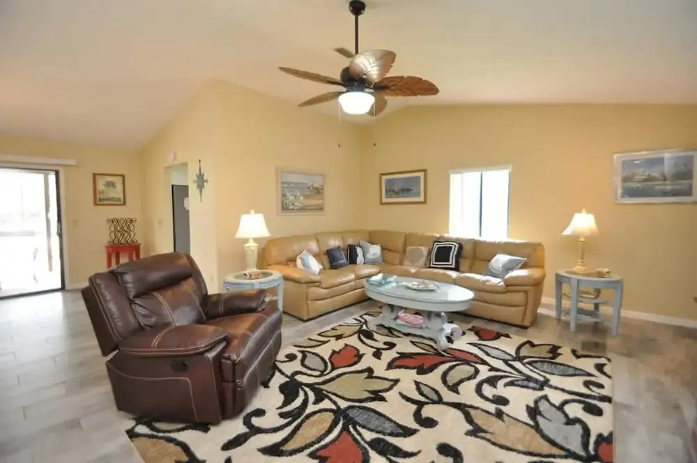 Salty Breeze Canal Front Pool Home W Boat Dock