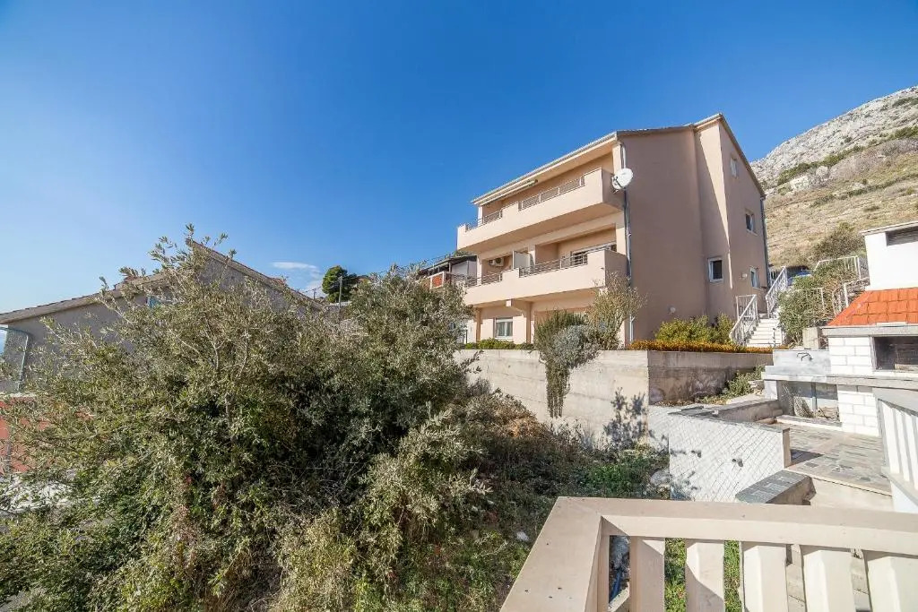 Apartments Kati