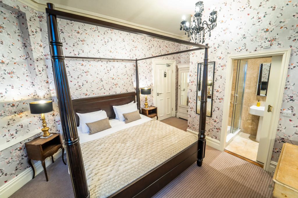 Brooks Guesthouse