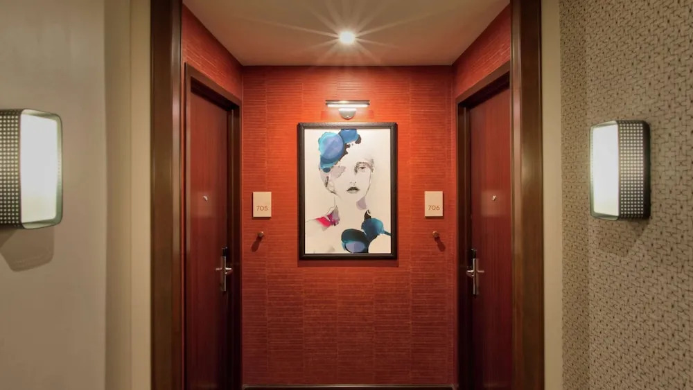 Hotel 1600