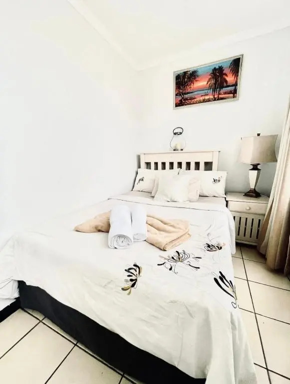 Lovely 2 bedroom duplex apartment (self-catering)