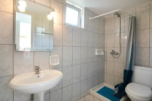 Irini Apartments and Studios