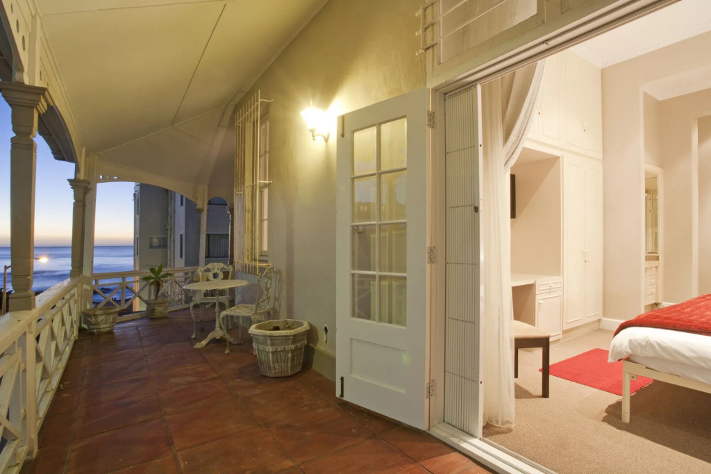 Amoris In Sea Point