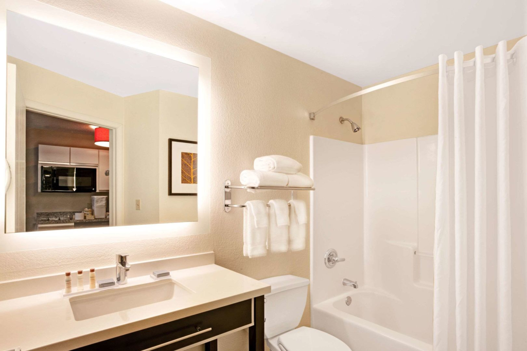 MainStay Suites Cincinnati Blue Ash