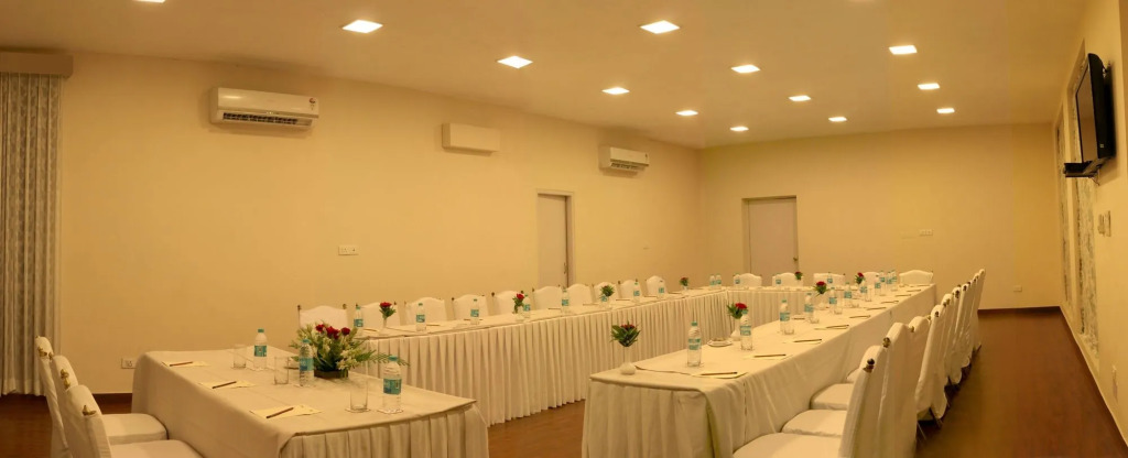 Hotel Clarks Varanasi Limited