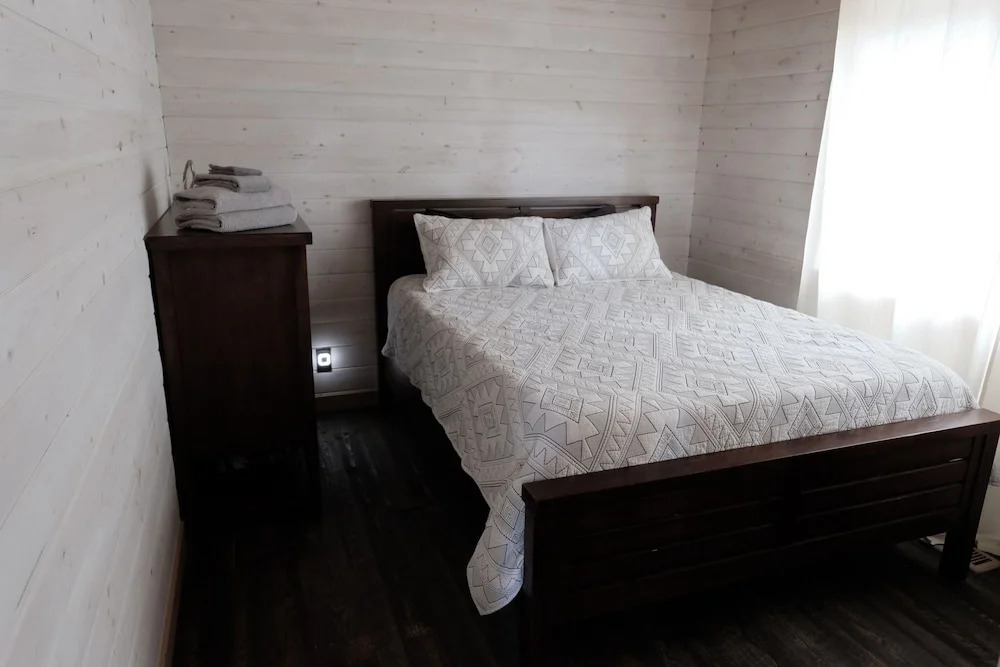 Cedar Brae Chalet Chalet 2 NW Comfy Cabins