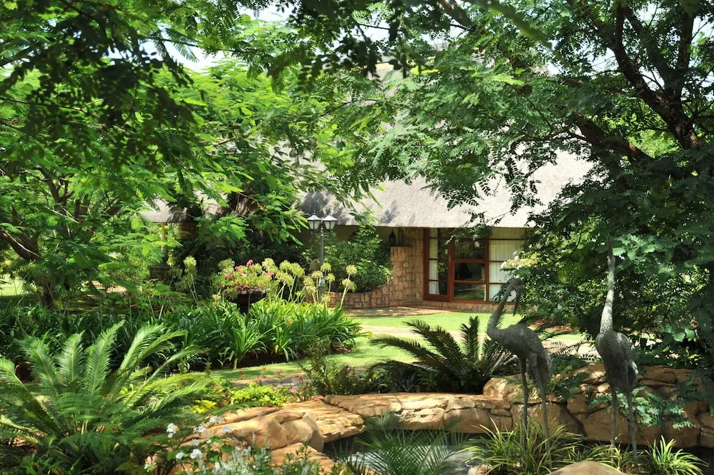Summerfield Luxury Resort & Botanical Garden