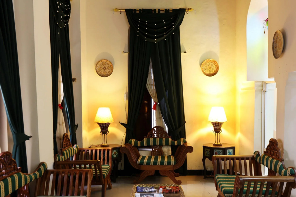 Africa House Hotel