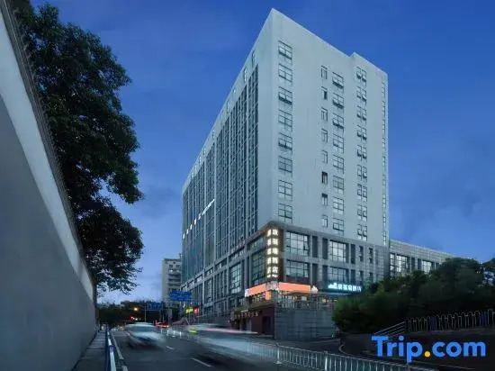 Comfort Hotel (Daping Times Tianjie Xietaizi Subway Station Branch)