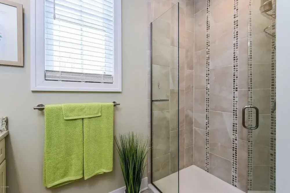 Third Coast Hideaway - Saugatuck - Douglas Downtown Area - Spacious & Spotless