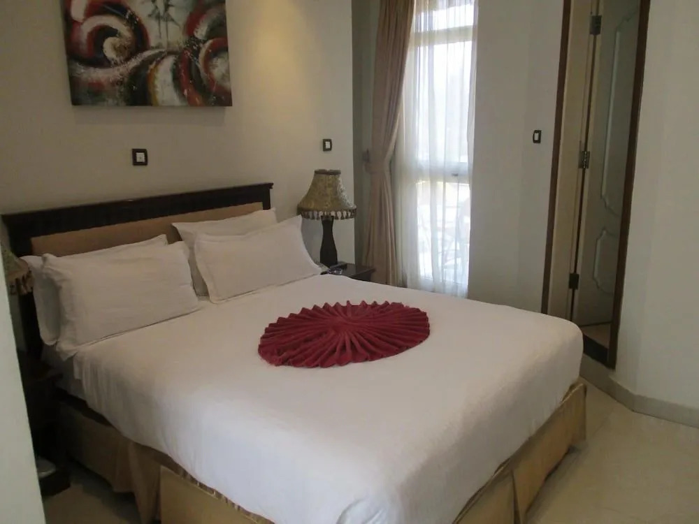 Stay Easy Hotel