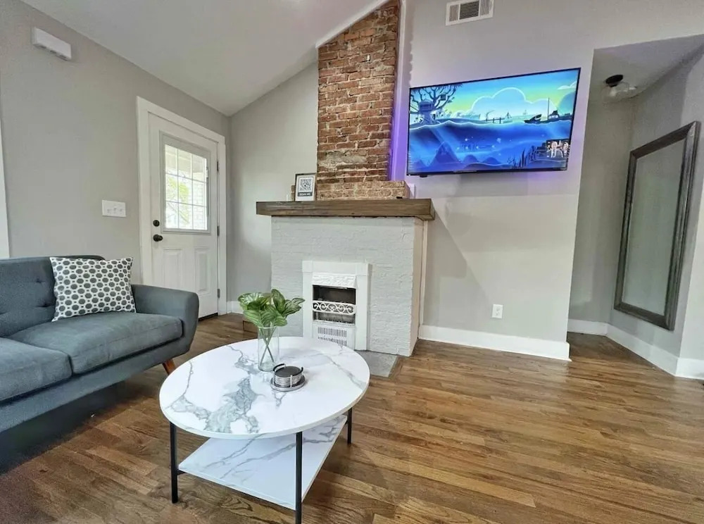 Modern Historic Hidden Gem Off The Beltline