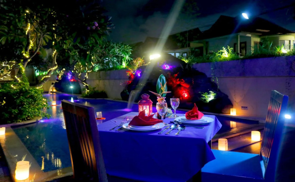 Rhadana Hotel