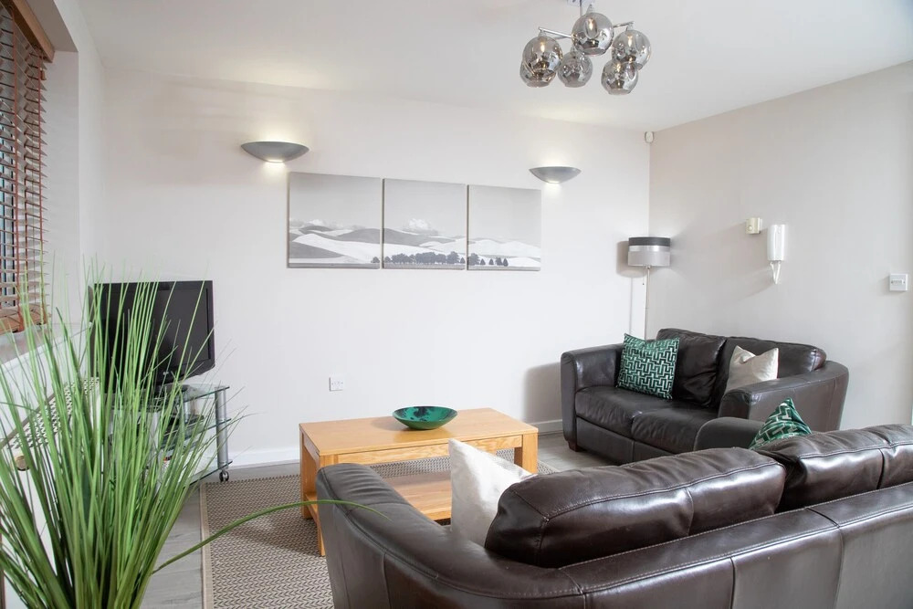 6 Eureka Mews