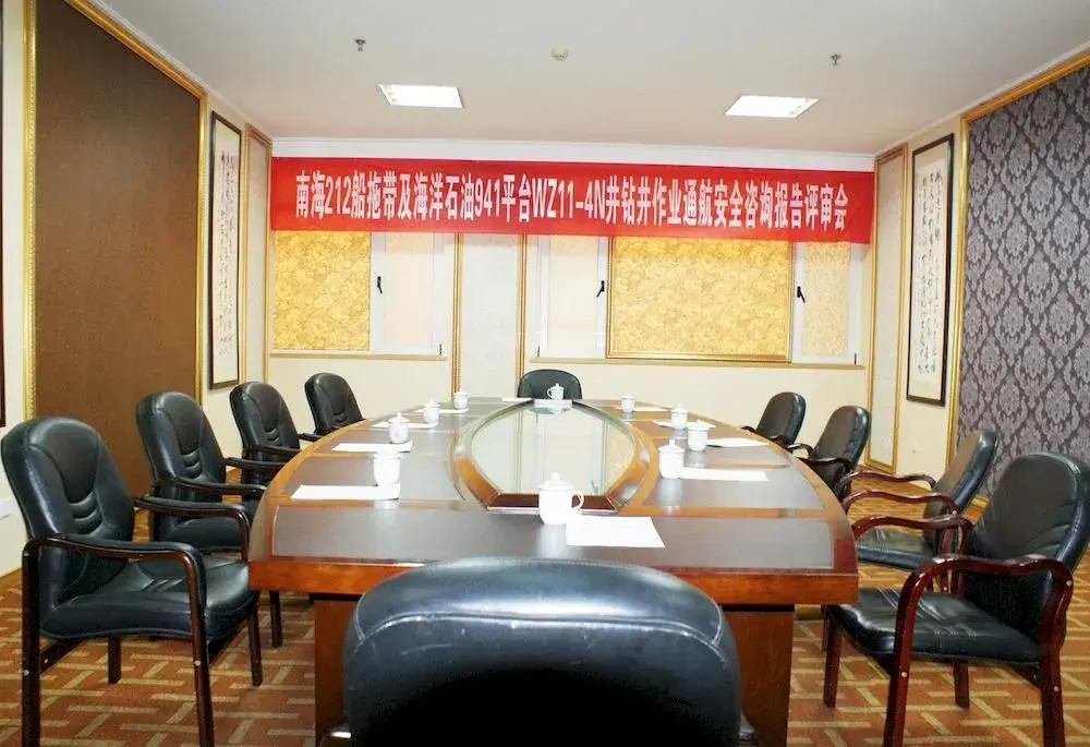 KB-Crown Hotel