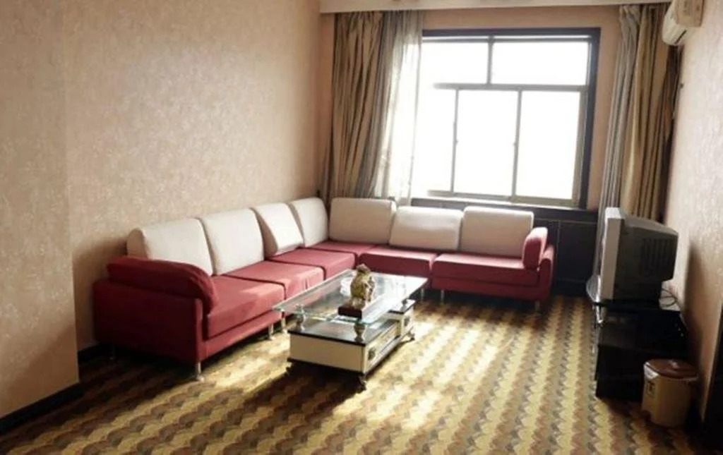 Quwo Sanjin Hotel