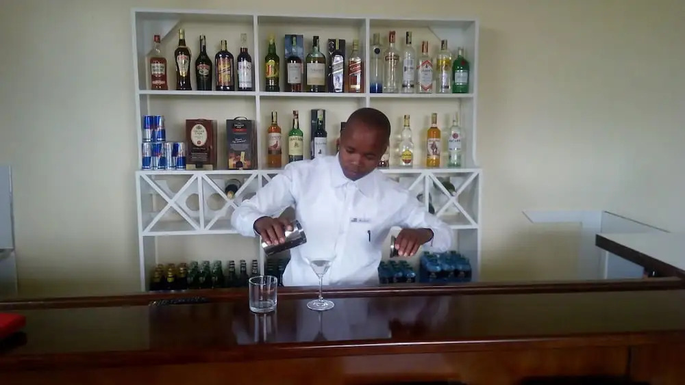 Peaks Hotel Limited