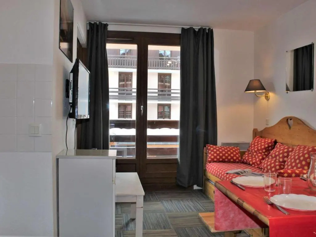 Appartement Risoul, 2 pièces, 6 personnes - FR-1-330-544