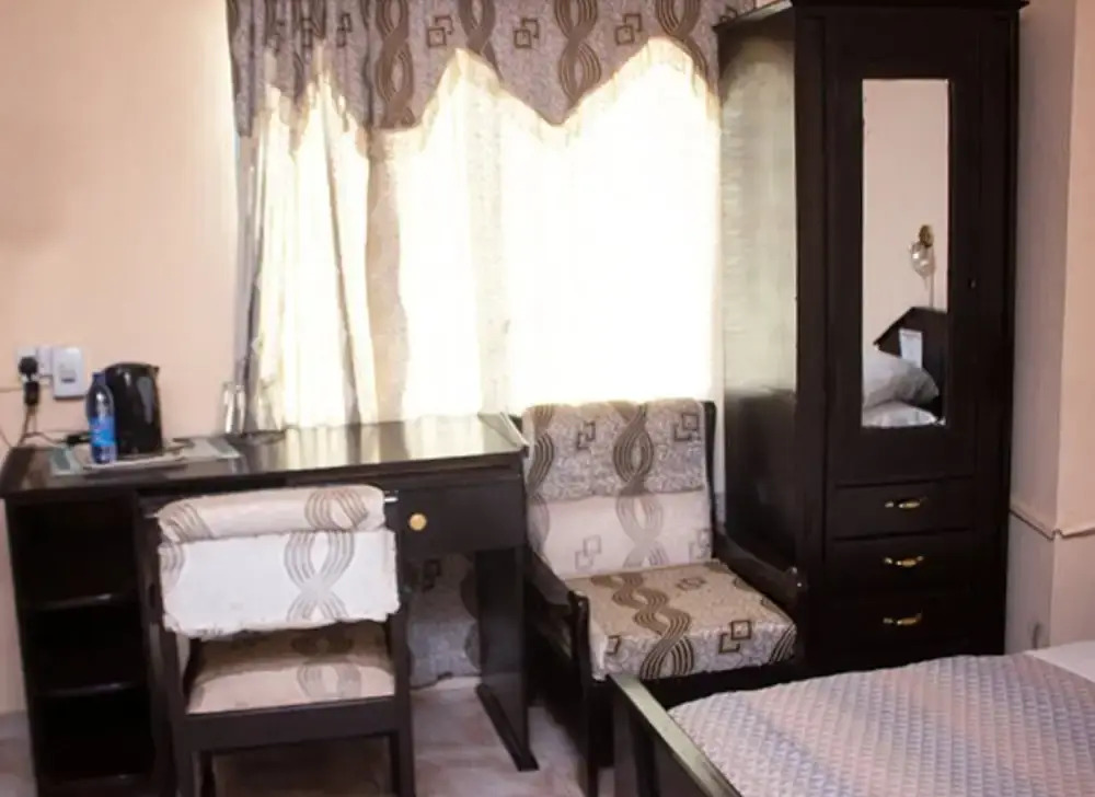 To Be Hotel