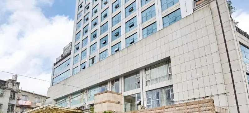 Oriental International Hotel