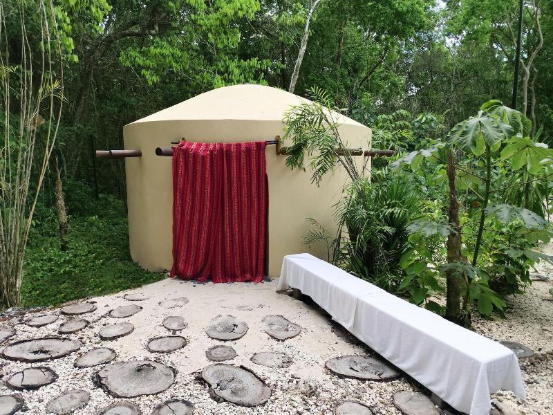 Hotel Mundo Maya Calakmul