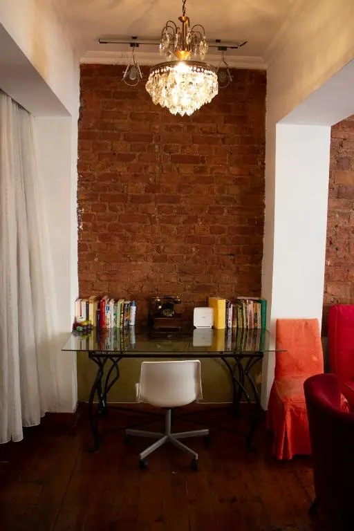 Historical 135 sqm apartment near Galata Tower
