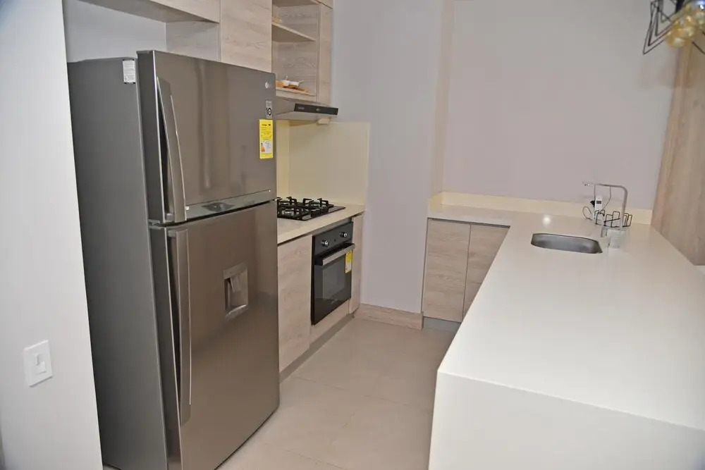 Spacious Apartment in a Modern Condominium w Lovely View