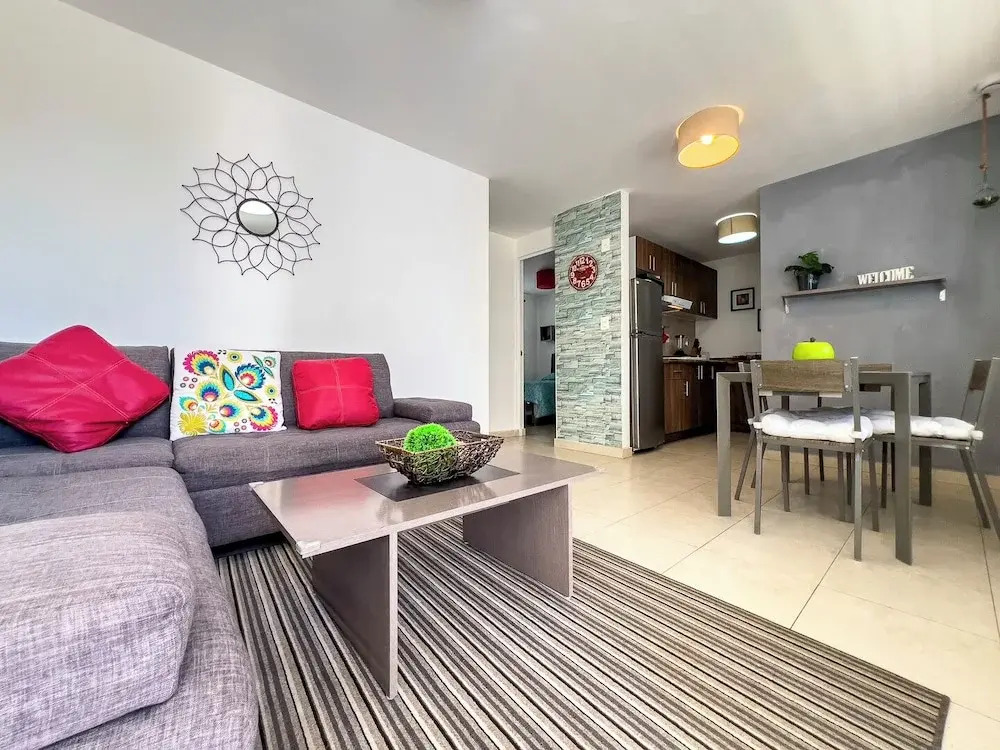 Poliforum Modern 2BR Modern Apartment