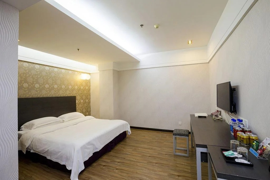 Dandong Life's Business Hotel