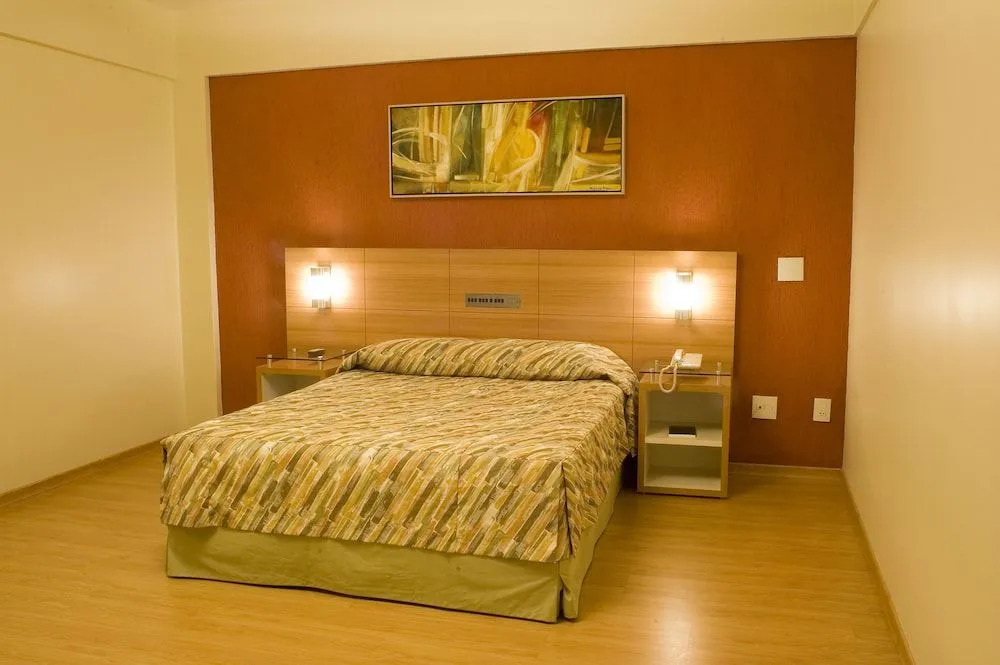 Líber Hotel Nova Serrana - Conforto na Rota da BR-262