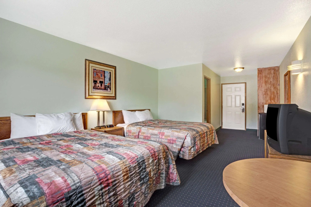Travelodge by Wyndham Seattle North of Downtown