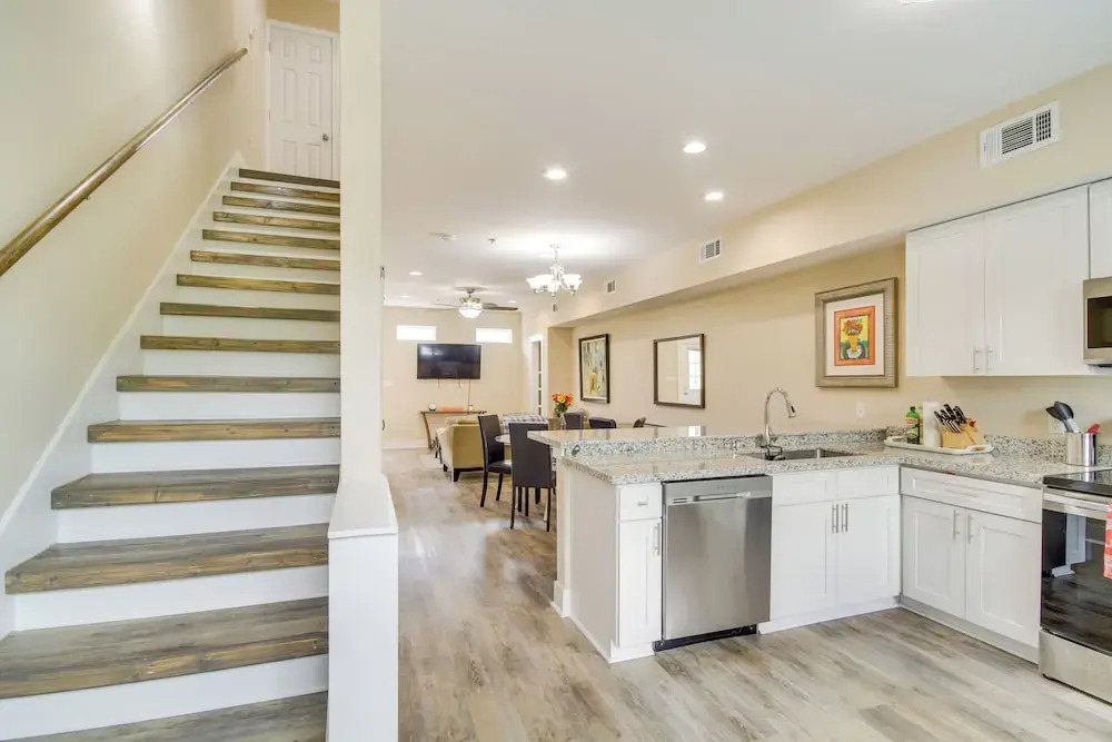 D'iberville Delight ~ 2 Mi From Beach & Casinos!