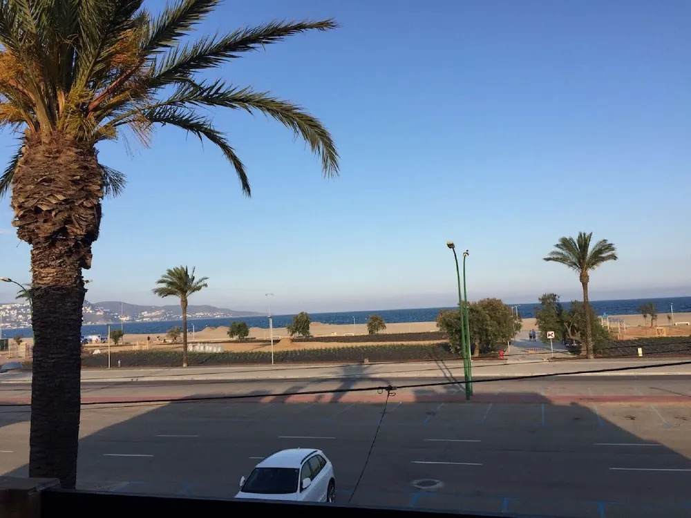 345-apartamento en Primera Linea de mar