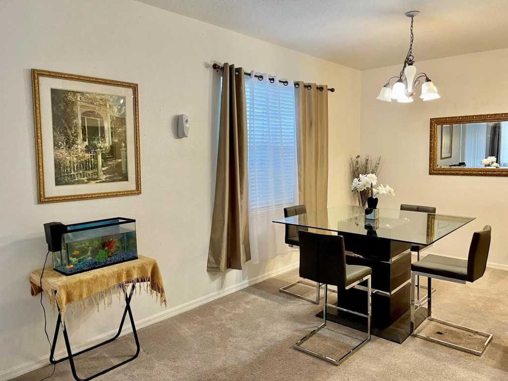 Grand Holiday 4BD Pool Home at Disney & Universal