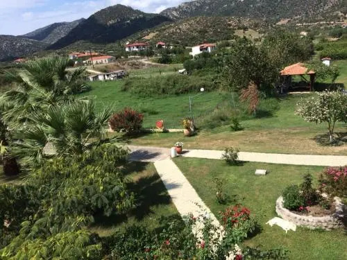 Nikolaidis House