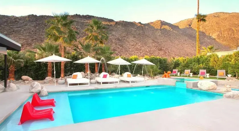 Mid-Century Luxury Estate