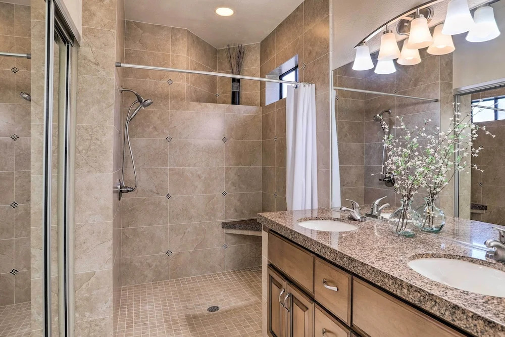 Near Golfing: Palm Desert Condo w/ Pool Access!
