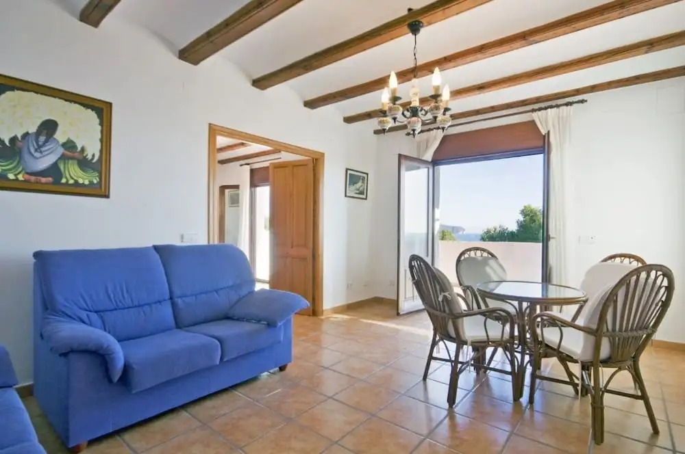 Villa - 4 Bedrooms with Pool, WiFi and Sea views - 105045