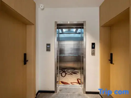 Haicheng Resort Hotel (Dali  Erhai  Station   Store)