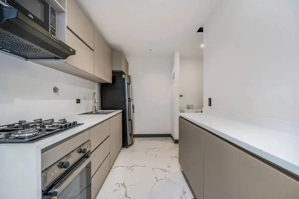 Housy Laureles - 402