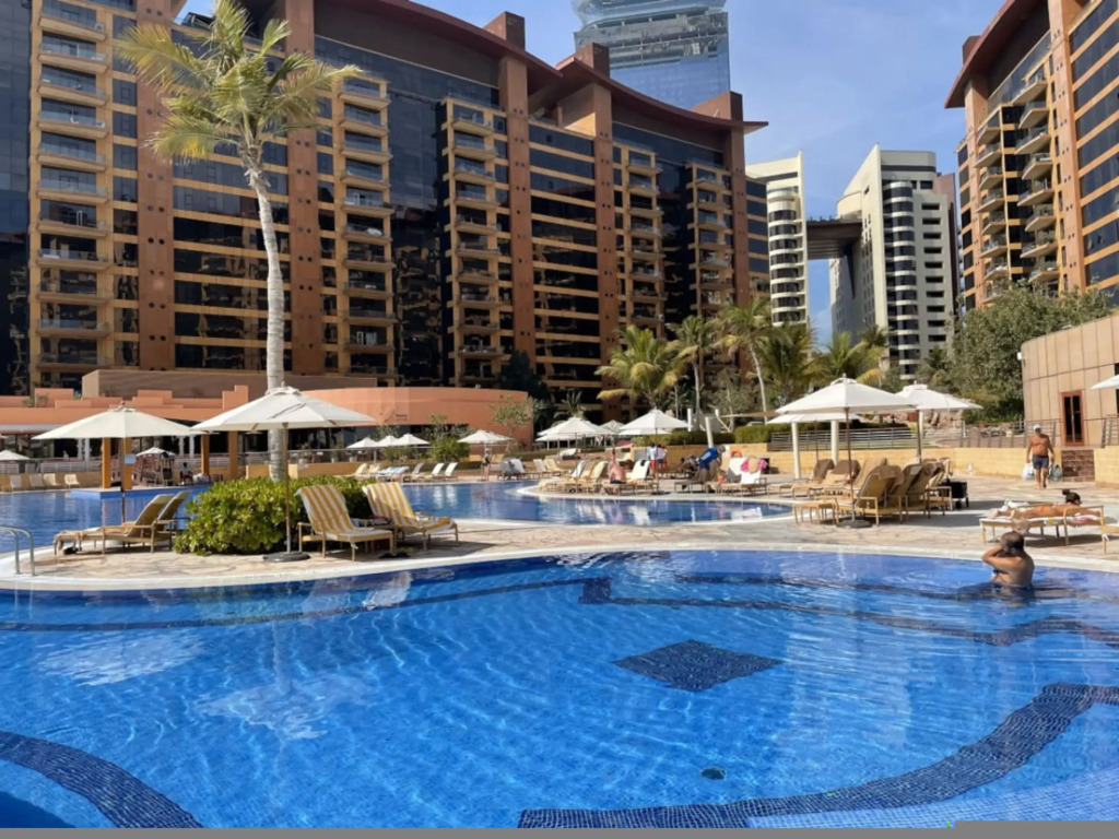 Tiara Residences Stay on the Beach 2 Beds