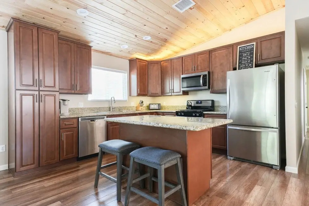 14 - Cedar Crest 3 Bedroom Home by Redawning