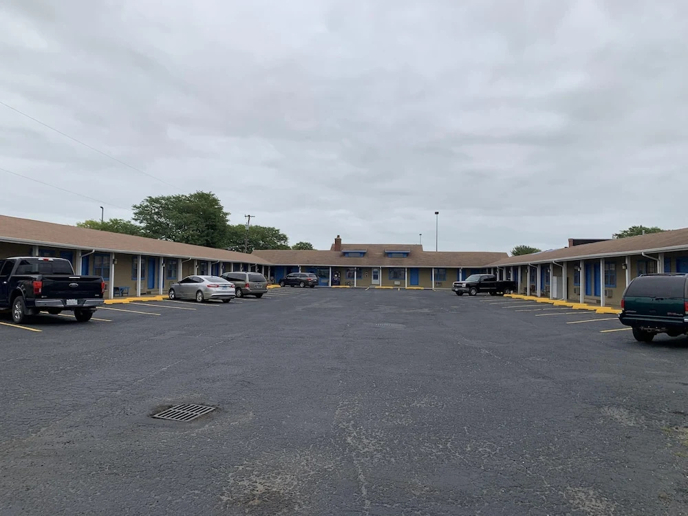 Surrey Motel